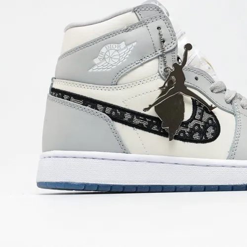 Nike + Dior Men Shoes Fashion Sneaker Luxury Brand Sports High Top Design