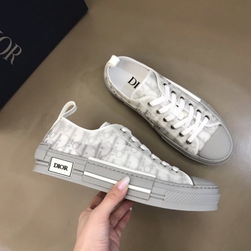 Dior Men Shoes Casual Luxury Brand B23 Low-Top Sneaker Reflective Gray Dior Oblique Canvas 3SN249YNT_H068