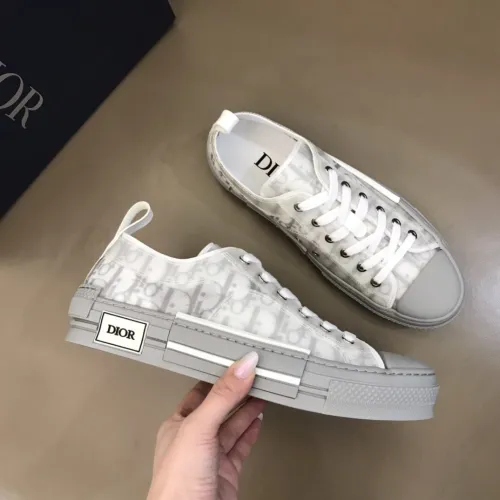 Dior Men Shoes Casual Luxury Brand B23 Low-Top Sneaker Reflective Gray Dior Oblique Canvas 3SN249YNT_H068