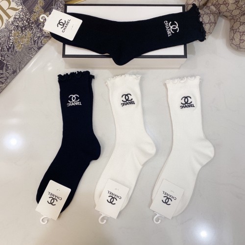 Chanel Socks 4 Pairs with Original Box Luxury Brand Breathable Chanel Sock