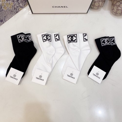 Chanel Socks 4 Pairs with Original Box Luxury Brand Breathable Chanel Sock