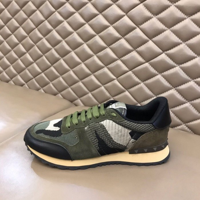 Valentino Men Shoes Fashion Design Luxury Brand ROCKRUNNER CAMOUFLAGE LAMINATED STUDDED SNEAKER with Original Box