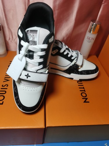Louis Vuitton Men Shoes Fashion Sneakers Design Luxury Brand LV TRAINER SNEAKER with Original Box 1A9ZI6