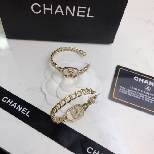 Chanel Luxury Womens Earrings