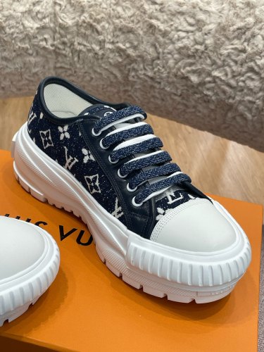 Louis Vuitton Womens Shoes Fashion Boots Luxury Brand LV SQUAD SNEAKER with Original Box 1A9S0D