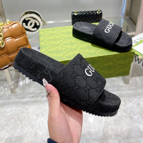 Gucci Womens Shoes Sandals Slides Slippers Luxury Brand Thick Sole Design Women's GG canvas slide sandal with Original Box 624695 H6320 9763