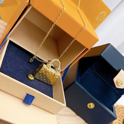 Louis Vuitton Luxury Womens Necklace