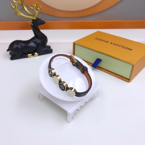 Louis Vuitton Luxury Men Womens Bracelet