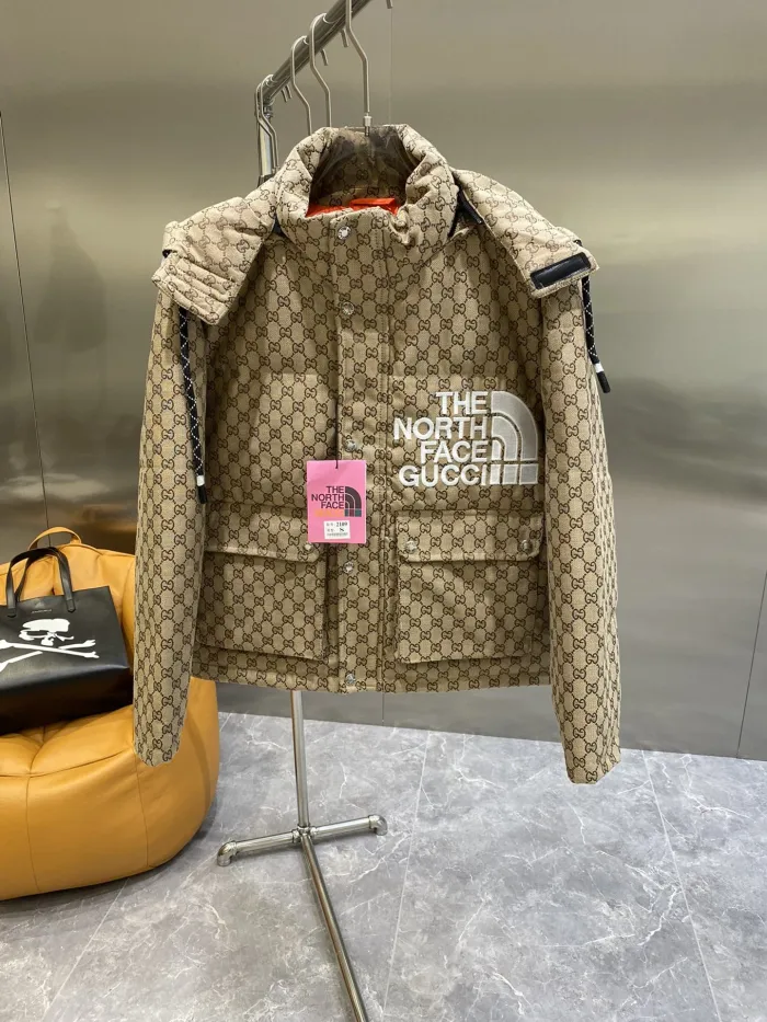 Gucci X The North Face Design Mens Womens Winter Windprood Down Jackets Keep Warm 90% White Duck Down