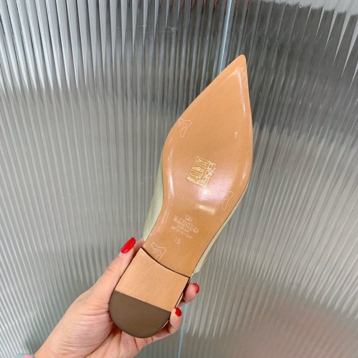 Valentino Women Shoes Mule Flip Flop Sandals ROMAN STUD FLAT MULE IN CALFSKIN with Original Box Luxury Brand