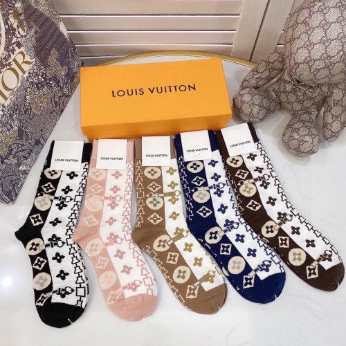Louis Vuitton Socks 5 Pairs with Original Box Luxury Brand Breathable LV Sock