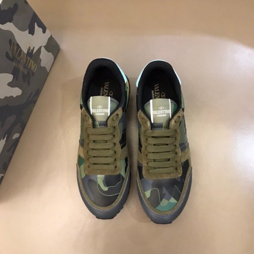 Valentino Men Shoes Fashion Design Luxury Brand ROCKRUNNER CAMOUFLAGE LAMINATED STUDDED SNEAKER with Original Box