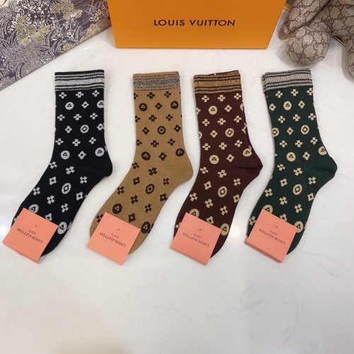 Louis Vuitton Socks 4 Pairs with Original Box Luxury Brand Breathable LV Sock