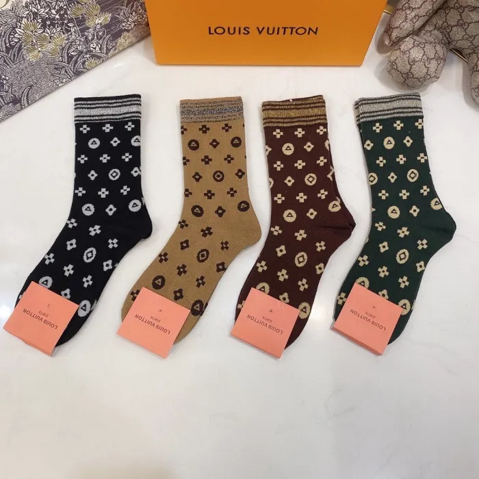 Louis Vuitton Socks 4 Pairs with Original Box Luxury Brand Breathable LV Sock