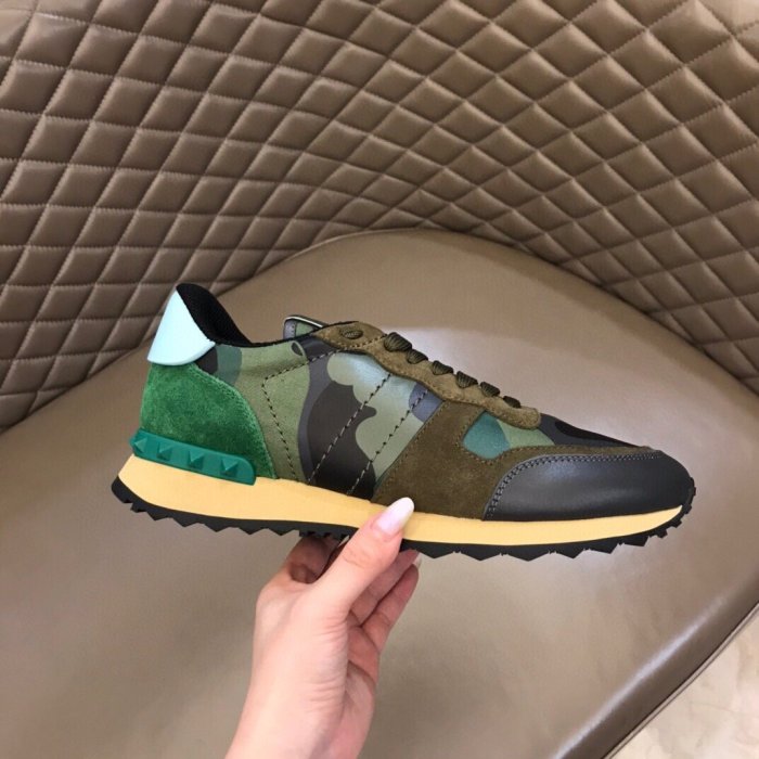 Valentino Men Shoes Fashion Design Luxury Brand ROCKRUNNER CAMOUFLAGE LAMINATED STUDDED SNEAKER with Original Box