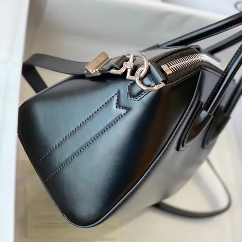 Givenchy Bags Womens Handbags with Strap Crossbody Bag Luxury Brand MINI ANTIGONA BAG with Original Box BB05114014-001