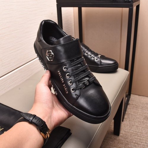 Philipp Plein Men Shoes Low Top Sneaker Fashion Design Luxury Brand