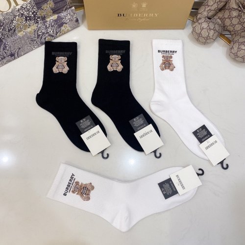 Burberry Socks 4 Pairs with Original Box Luxury Brand Breathable Burberry Sock