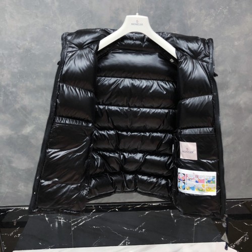 Moncler Design Mens Womens Winter Windprood Down Jackets Keep Warm 90% White Duck Down