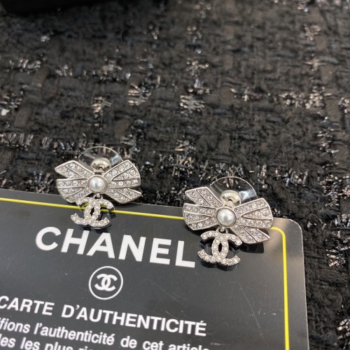 Chanel Luxury Womens Earrings E1730