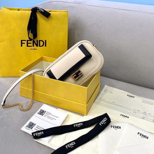 Fendi Womens Bag EASY 2 BAGUETTE