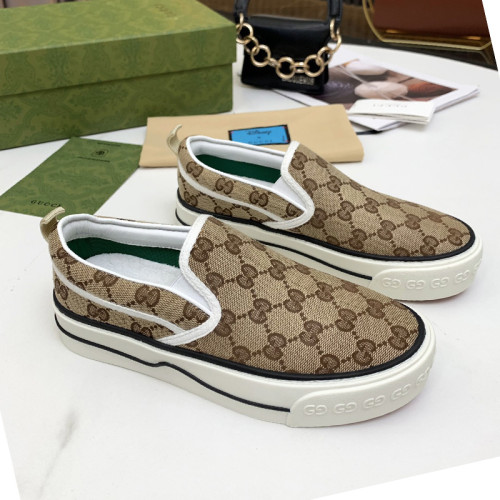 Gucci Womens Shoes Fashion Type Luxury Brand Leather Gucci Tennis 1977 slip-on sneaker with Original Box