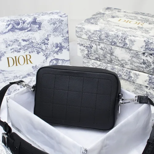 Dior Mens Bags Crossbody Bags SAFARI MESSENGER BAG Black Grained Calfskin