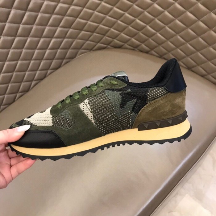 Valentino Men Shoes Fashion Design Luxury Brand ROCKRUNNER CAMOUFLAGE LAMINATED STUDDED SNEAKER with Original Box