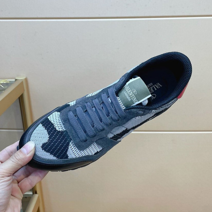 Valentino Men Shoes Fashion Design Luxury Brand ROCKRUNNER CAMOUFLAGE LAMINATED STUDDED SNEAKER with Original Box