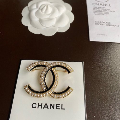 Chanel Luxury Womens Brooches