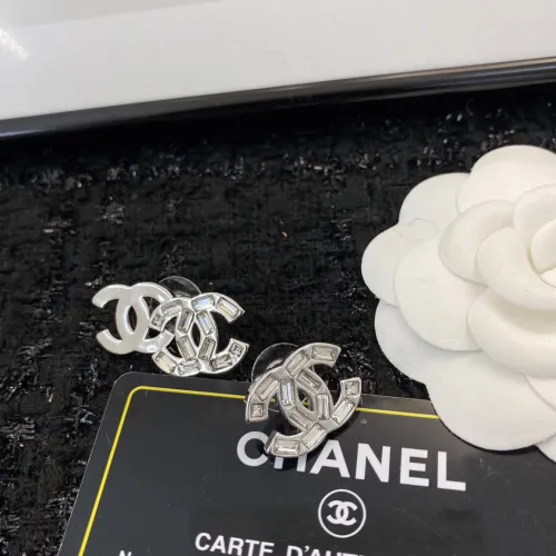 Chanel Luxury Womens Earrings E1721