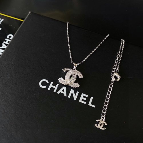 Chanel Luxury Womens Necklace