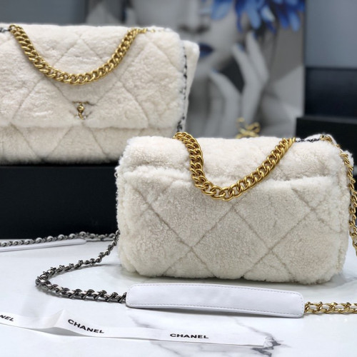 Chanel Womens Bags Chanel 19 Flap Bag