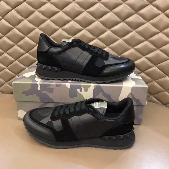 Valentino Men Shoes Fashion Design Luxury Brand ROCKRUNNER CAMOUFLAGE LAMINATED STUDDED SNEAKER with Original Box