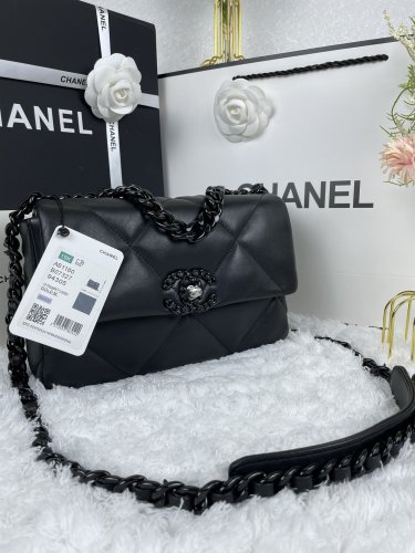 Chanel Womens Bags Shoulder Messenger Bags Chanel 19 Flap Bag Luxury Brand with Original Box