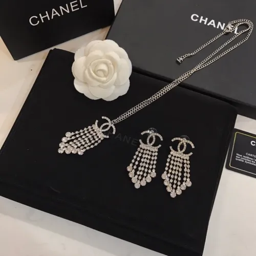 Chanel Luxury Womens Earrings Necklaces
