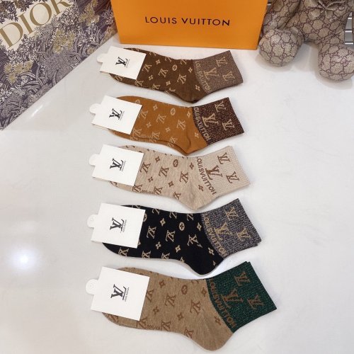 Louis Vuitton Socks 5 Pairs with Original Box Luxury Brand Breathable LV Sock