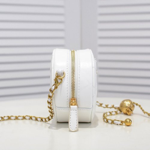 Chanel Womens Bags Crossbody Bag