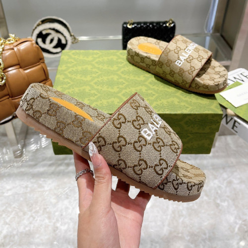 Gucci Womens Shoes Sandals Slides Slippers Luxury Brand Thick Sole Design Women's GG canvas slide sandal with Original Box 624695 H6320 9763