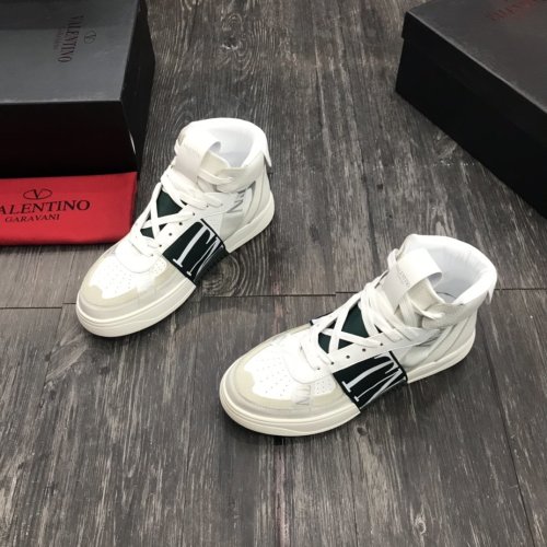Valentino Men and Women Shoes Fashion Design Luxury Brand