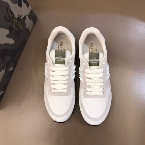 Valentino Men Shoes Fashion Design Luxury Brand ROCKRUNNER CAMOUFLAGE LAMINATED STUDDED SNEAKER with Original Box