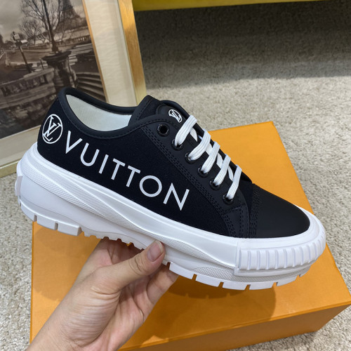Louis Vuitton Womens Shoes Fashion Boots Luxury Brand LV SQUAD SNEAKER with Original Box 1A941O
