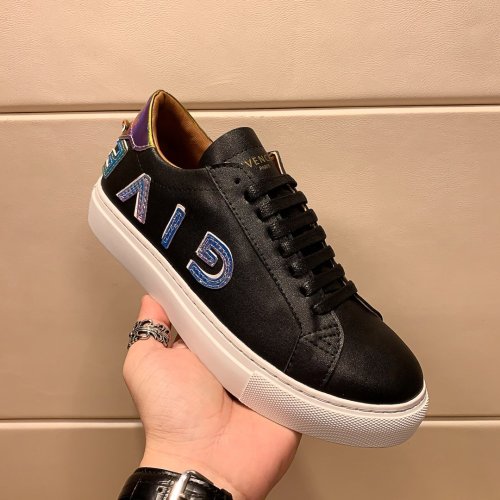 Givenchy Men Shoes Fashion Type Luxury Brand GIVENCHY SNEAKERS IN LEATHER WITH LATEX BAND with Original Box