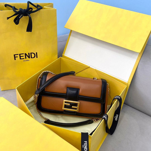Fendi Womens Bag BAGUETTE CHAIN Brown and Black Nappa Leather Bag