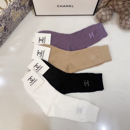 Chanel Socks 4 Pairs with Original Box Luxury Brand Breathable Chanel Sock