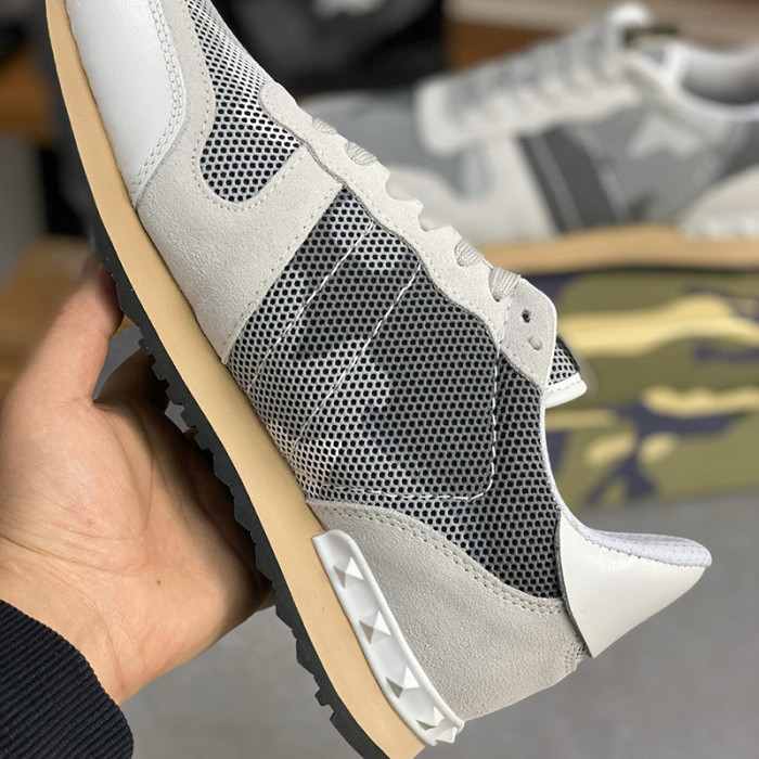 Valentino Men Shoes Fashion Design Luxury Brand ROCKRUNNER CAMOUFLAGE LAMINATED STUDDED SNEAKER with Original Box