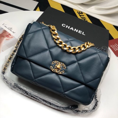 Chanel Womens Bags Chanel 19 Large Flap Bag