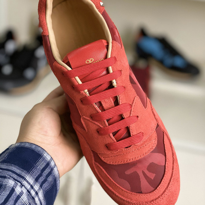 Valentino Men Shoes Fashion Design Luxury Brand ROCKRUNNER CAMOUFLAGE LAMINATED STUDDED SNEAKER with Original Box