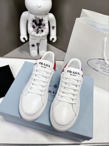 Prada Womens Shoes Casual Luxury Brand Breathable Prada sneakers with Original Box