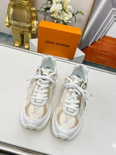 Louis Vuitton Womens Shoes Sneakers Lace-Up Luxury Brand Fashion LV Run 55 Sneaker with Original Box 1ACGOQ  